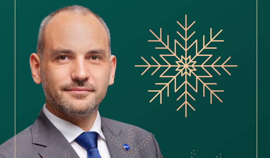 Urari de Cracun de la deputatul Adrian Echert