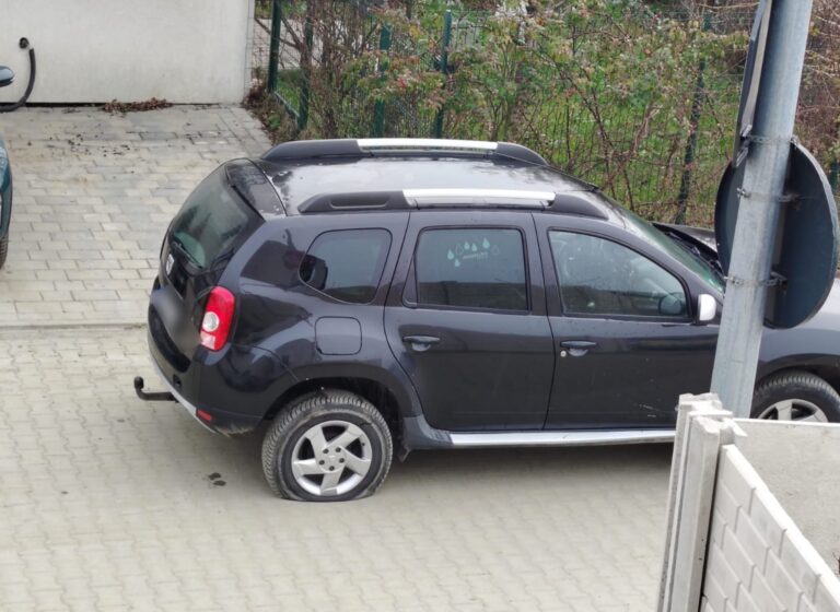 Vandalism in Selimbar anvelope taiate pe timpul noptii