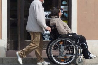 Verificari la Sibiu probleme de acces pentru persoane cu dizabilitati