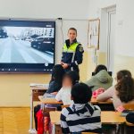 Zeci de elevi instruiti de politisti la Cisnadie