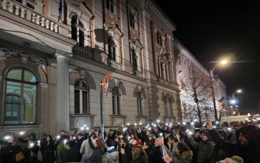 ancheta recorder aprinde romania proteste in bucuresti si cluj justitie nu mafie savonea demisia