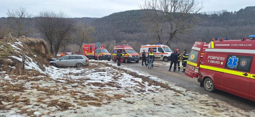 Accident cu 4 raniti la Salcau un sofer a pierdut controlul in curba video si foto