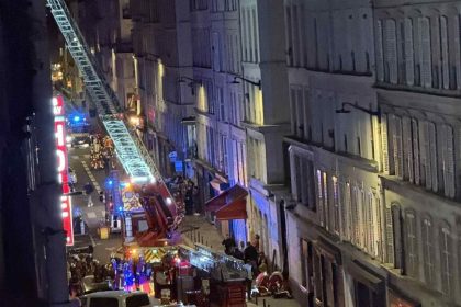 Apartament prabusit dupa o petrecere cu zeci de participanti