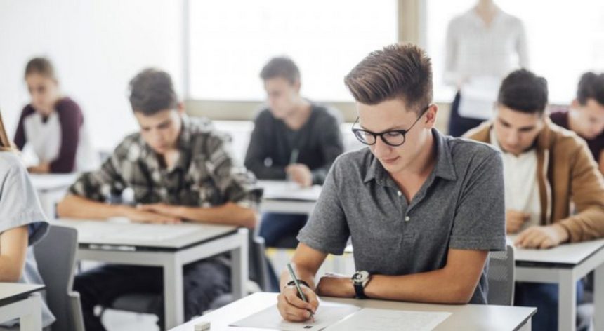 Calendar scolar 2026 inceperea scolii vacante si BAC