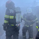 Casa distrusa de flacari la Armeni a ars complet si o rulota