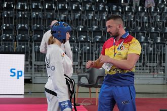 Dupa incidentsele din scoli un antrenor din Sibiu discuta despre solutia sportului Copiii vin cu furie si pleaca transformati