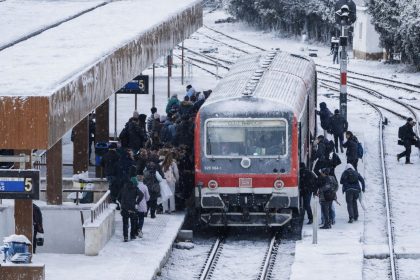 Gerul afecteaza transportul feroviar trenuri cu intarzieri mari
