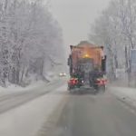 Iarna domina Valea Oltului drumarii actioneaza neintrerupt