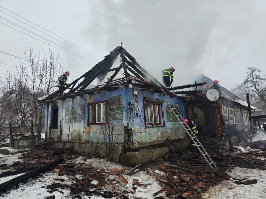 Incendiu puternic la Sarata distrusa locuinta unei familii