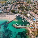 Insula preferata a europenilor crestere preturile la cazare