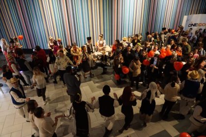 Junii Sibiului te invita la Hora Unirii vino si tu sambata