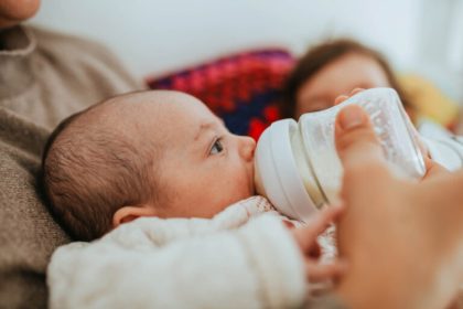 Loturi de lapte praf retrase de Nestle din cauza toxinei