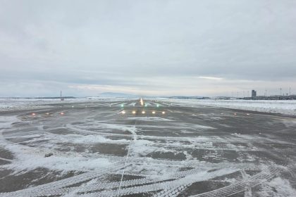 Ninsoarea afecteaza programul zborurilor la Aeroportul Sibiu