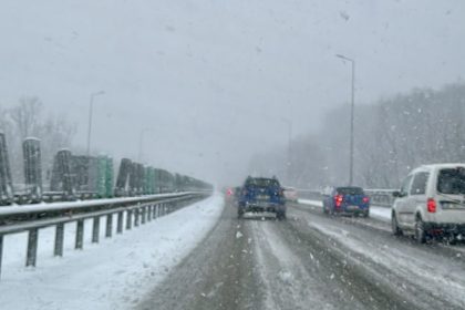 Se circula in conditii de iarna pe A1 si in alte judete