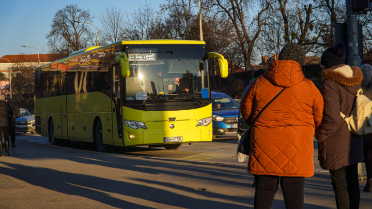 Un sibian de 43 de ani a decedat intr un autobuz