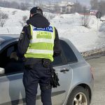 sofer din avrig prins conducand cu viteza pe dn1 avea si permisul suspendat