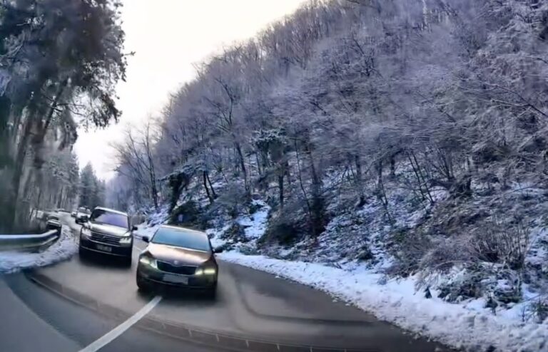 tragedie evitata pe fata pe drumul spre paltinis depasire riscanta realizata de un sofer video