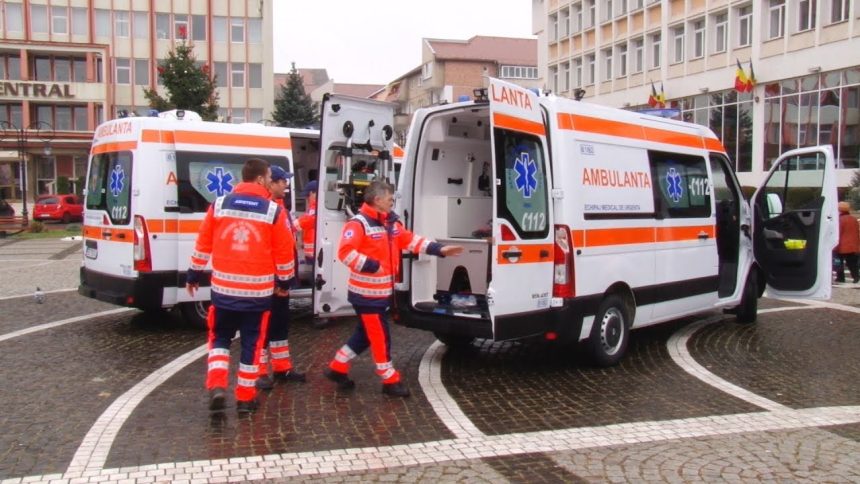 Accident la Medias un motociclist ranit transportat de urgenta la spital
