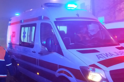 Accident pe DN1 in zona Extaz coliziune intre o masina si un microbuz