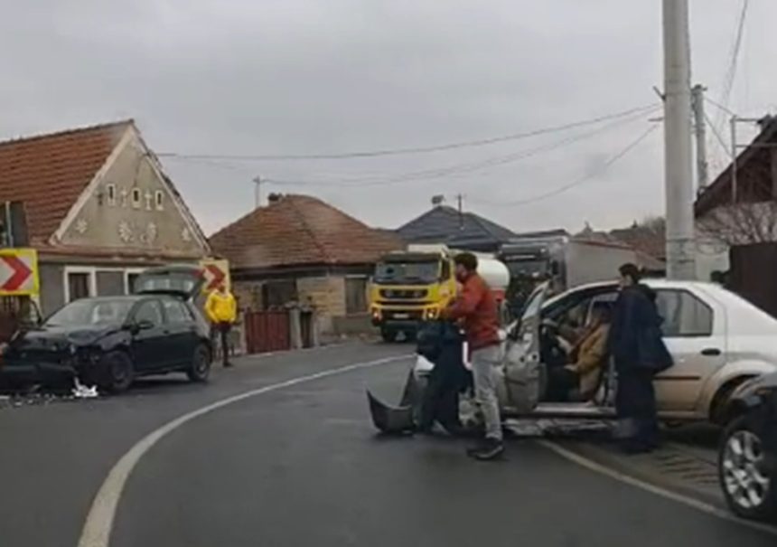Accident serios la Scoreiu Trafic blocat pe DN1 video