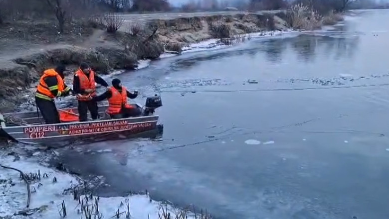 Alerta in zona garii din Avrig un barbat a cazut in raul Olt