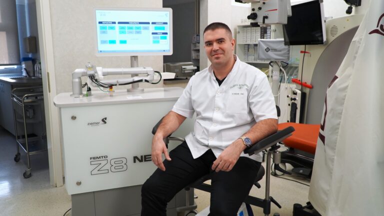 CLEAR tehnologia minim invaziva pentru corectarea dioptriilor disponibile in premiera la Ofta Total Sibiu foto