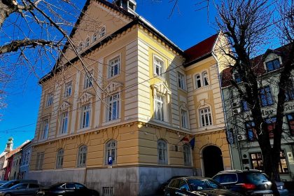 Consiliul Judetean Sibiu a anuntat furnizorul de energie electrica pentru institutiile aflate in subordinea sa