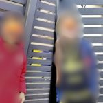 Copii suprinsi incercand sa deschida portierele masinilor in Cartierul Arhitectilor Locatar Ma duc la politie cu filmari