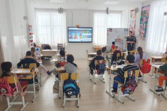 Daniela Cimpean Consiliul Judetean sustine educatia in intreg judetul Sibiu depasind limitele stricte ale atributiilor administrative