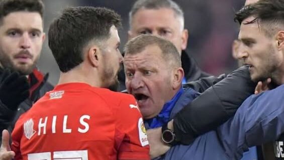 Dorinel Munteanu implicat intr un scandal in timpul meciului cu Dinamo Nu am facut nimic