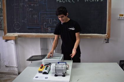 Elevii Colegiului Tehnic Energetic Sibiu participa la o competitie nationala Proiectul lor are nevoie de voturile sibienilor