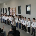 Elevii din Medias program artistic de Dragobete scenete si melodii traditionale romanesti foto