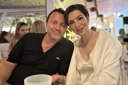 Femeia care si a ajutat prietena sa isi ucida mama se numeste Adriana Viliginschi Descinderi la locuinta lui Adrian Kreiner video foto