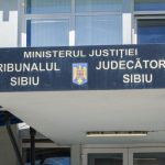 Indivizii care au jefuit un nepalese in Selimba trimisi in judecata risca inchisoarea