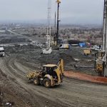 Lucrari intense pe A13 Sibiu Fagaras 300 de muncitori participa la construirea unui nod rutier complex video