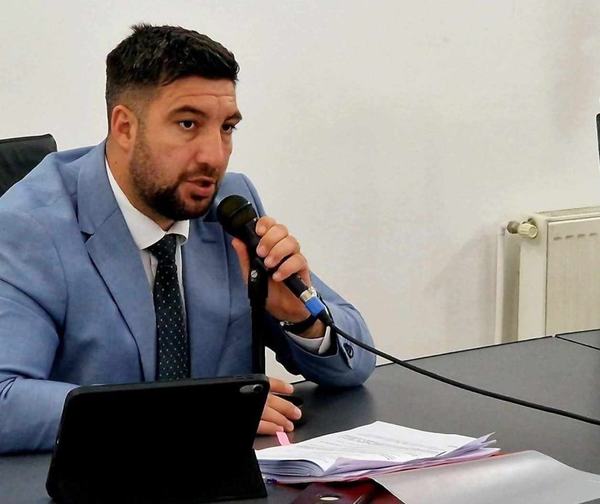 Mai multi angajati ai Prefecturii Sibiu ar putea fi concediati Subprefect Exista o ingrijorare