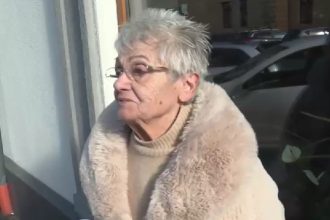 Mama Adrianei despre acuzatiile conform carora fiica sa ar fi ajutat o prietena sa isi omoare mama sunt absurde