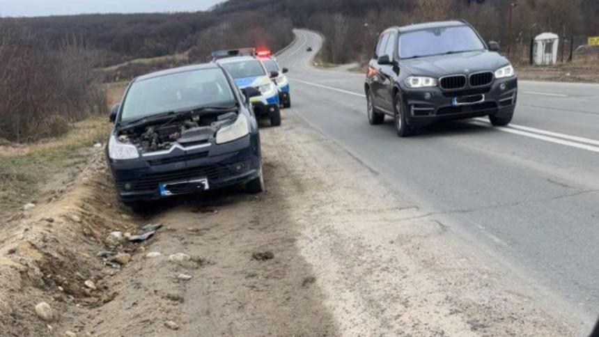 Masina vandalizata pe DN1 langa Sibiu de Ziua Indragostitilor i au furat catalizatorul si capota