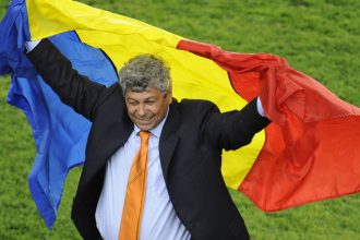 Mircea Lucescu in stare critica la spital medicii opresc transferul in strainatate