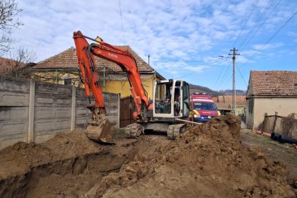 Muncitorul asupra carui a s a prabusit un mal de pamant medicii l au lasat sa plece acasa