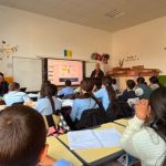 Notele elevilor vor fi acordate conform acelorasii criterii Ministerul Educatiei stabileste standarde obligatorii