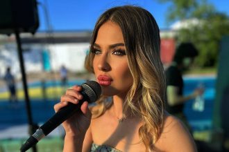 Povestea Patriciei Thomits sibianca care a impresionat la Romanii Au Talent si Eurovision Vreau sa imi aud vocea la radio