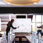 Schimbari fiscale cu impact din 2026 TVA la incasare extins si reducere de 3 la impozit pentru plata la timp