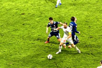 Trei goluri trei puncte si sperante pentru salvare FC Hermannstadt invinge categoric Botosaniul video