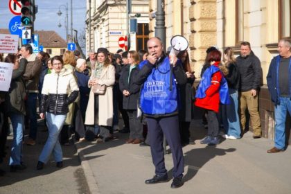 ULBS Sibiu protesteaza vehement impotriva taierilor anuntate de Guvern Educatia nu poate fi sacrificata