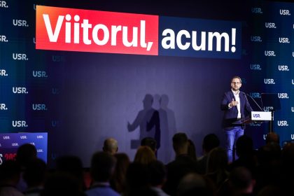 USR lanseaza planul strategic Romania 2036 la Congresul de la Sibiu Solutii pentru declinul demografic si efectele inteligentei artificiale in Romania