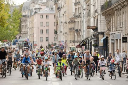Un sibian cere inchiderea temporara a strazilor din fata scolilor pe lung in Paris unii consilieri locali nu sustin propunerea video