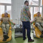 gest remarcabil soldatii bazei 2 logistica selimbar au donat sange foto