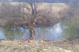 revolta in chirpar satenii cer demolarea barajelor castorilor dupa inecul a doua copii trebuie distruse