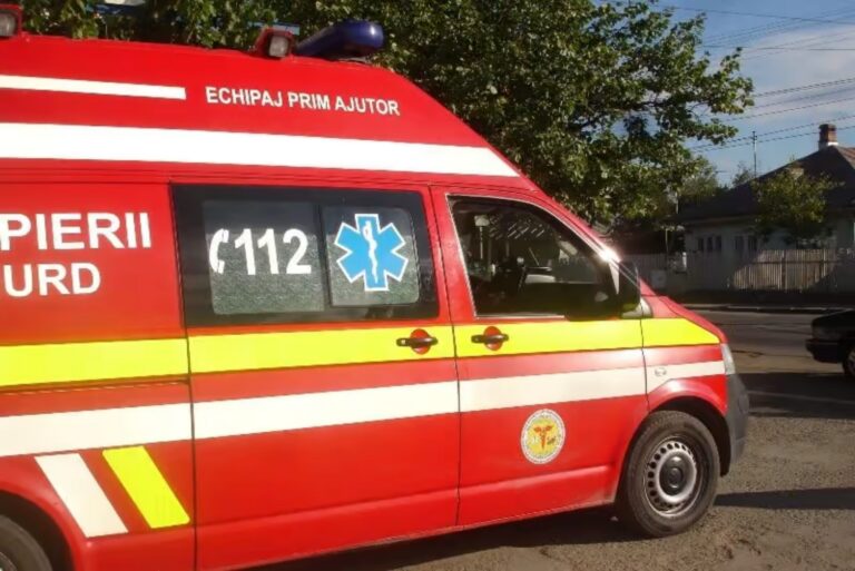 Accident la intrarea in Paucea un barbat si o femeie au fost raniti
